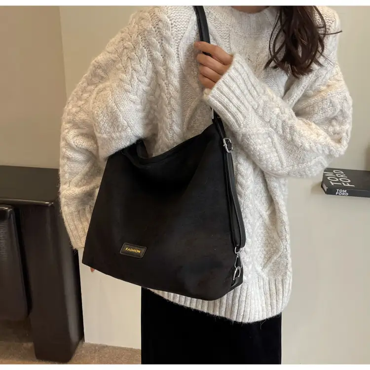 Black Retro Commuter Tote Bag Women 2024 — feature 19