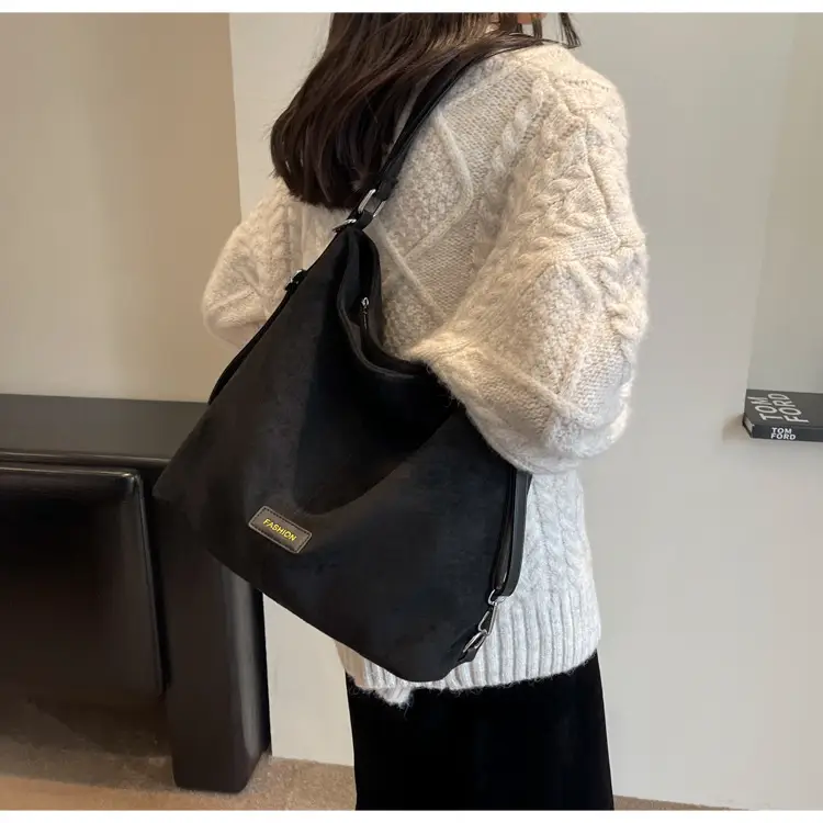 Black Retro Commuter Tote Bag Women 2024 — feature 20