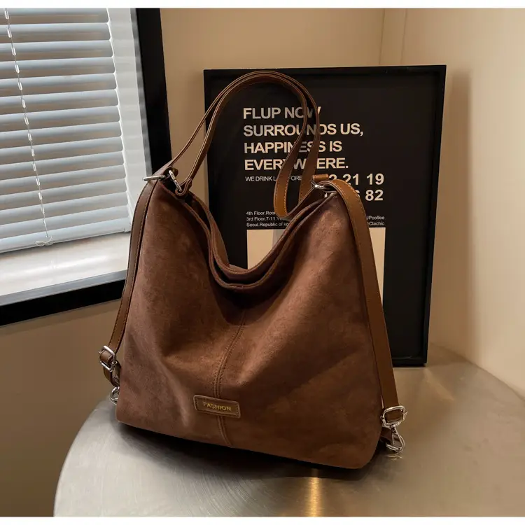 Black Retro Commuter Tote Bag Women 2024 — feature 28