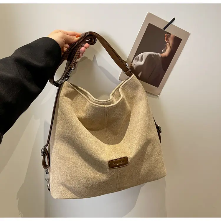 Black Retro Commuter Tote Bag Women 2024 — feature 33