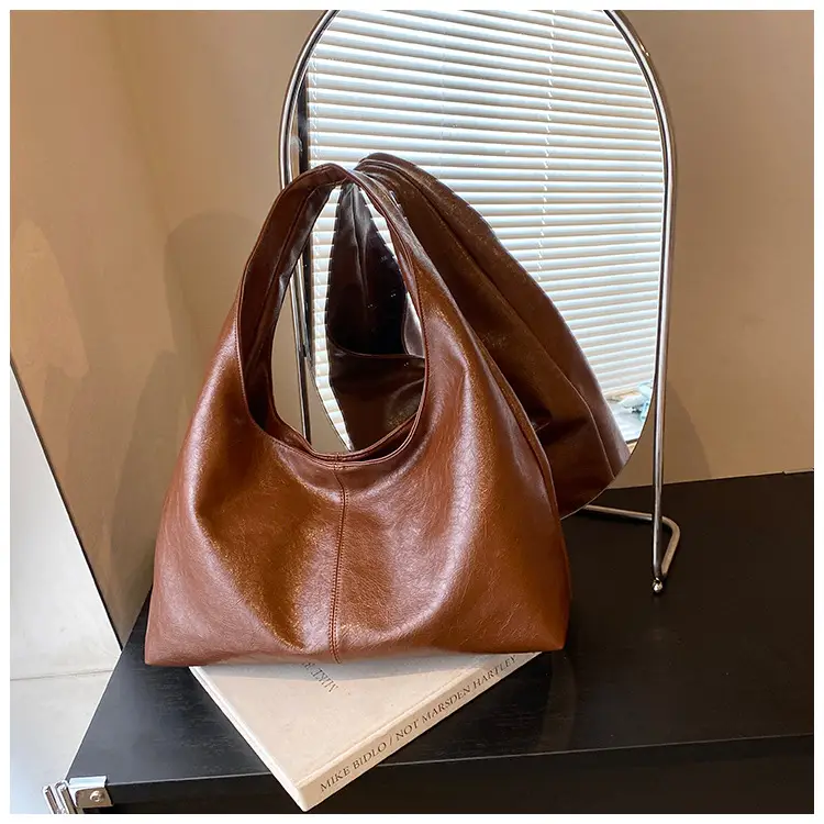 Black Korean Style Tote Bag for Women 2025 — feature 15