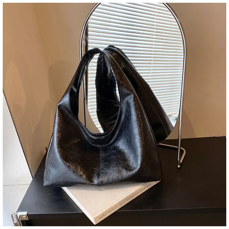 Black Korean Style Tote Bag for Women 2025 — feature 19