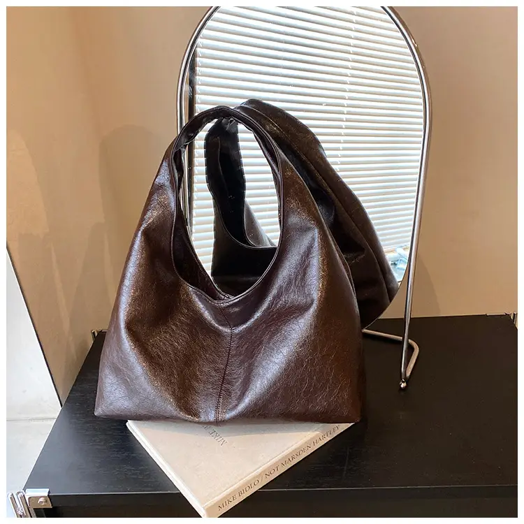 Black Korean Style Tote Bag for Women 2025 — feature 21