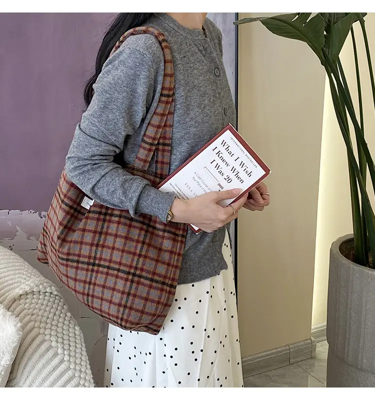 Retro Wool Plaid Shoulder Bag Women's Autumn Winter — feature 24