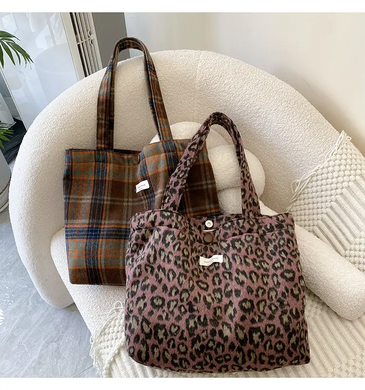 Retro Wool Plaid Shoulder Bag Women's Autumn Winter — feature 44