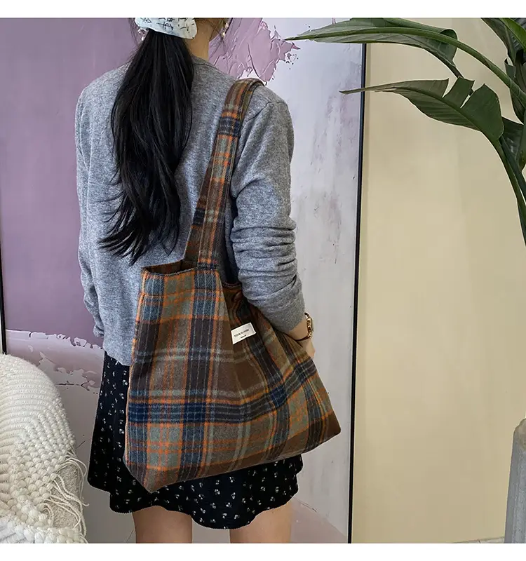 Retro Wool Plaid Shoulder Bag Women's Autumn Winter — feature 50