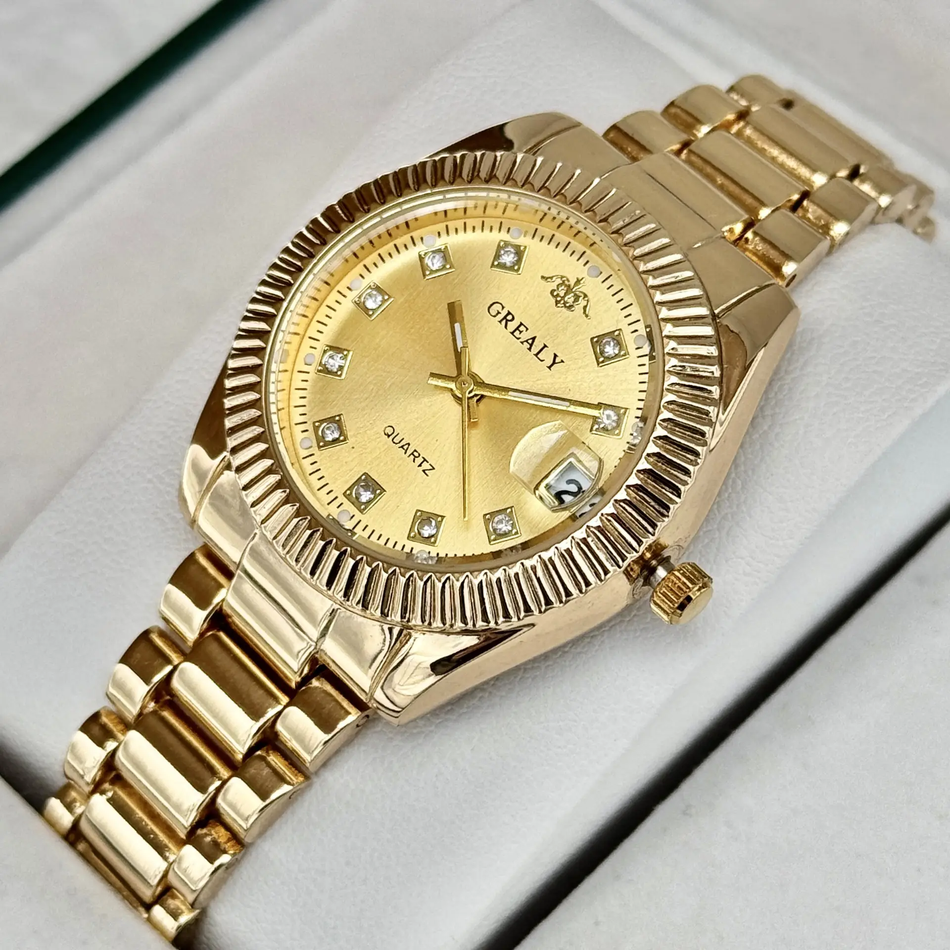 Gold Plated Women's Quartz Watch with Diamond Dial — feature 5