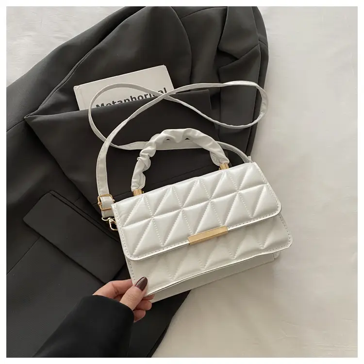 Women Rhombic Quilted Handbag White Black Shoulder Crossbody — feature 15