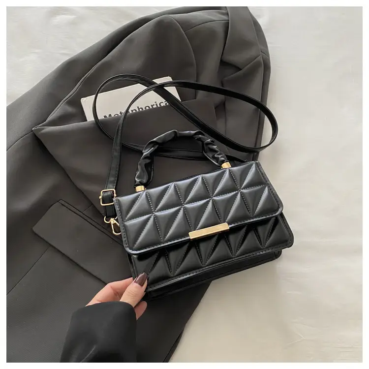 Women Rhombic Quilted Handbag White Black Shoulder Crossbody — feature 16
