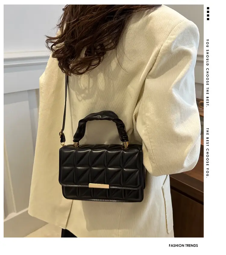 Women Rhombic Quilted Handbag White Black Shoulder Crossbody — feature 2