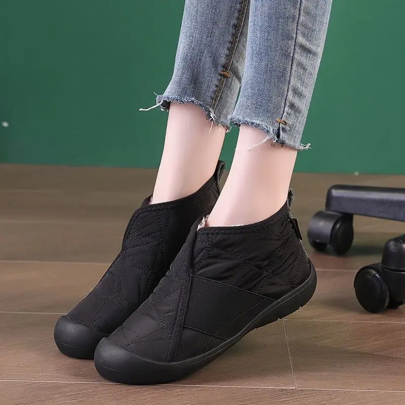 2025 Winter Fleece Lined Snow Boots for Women — feature 15
