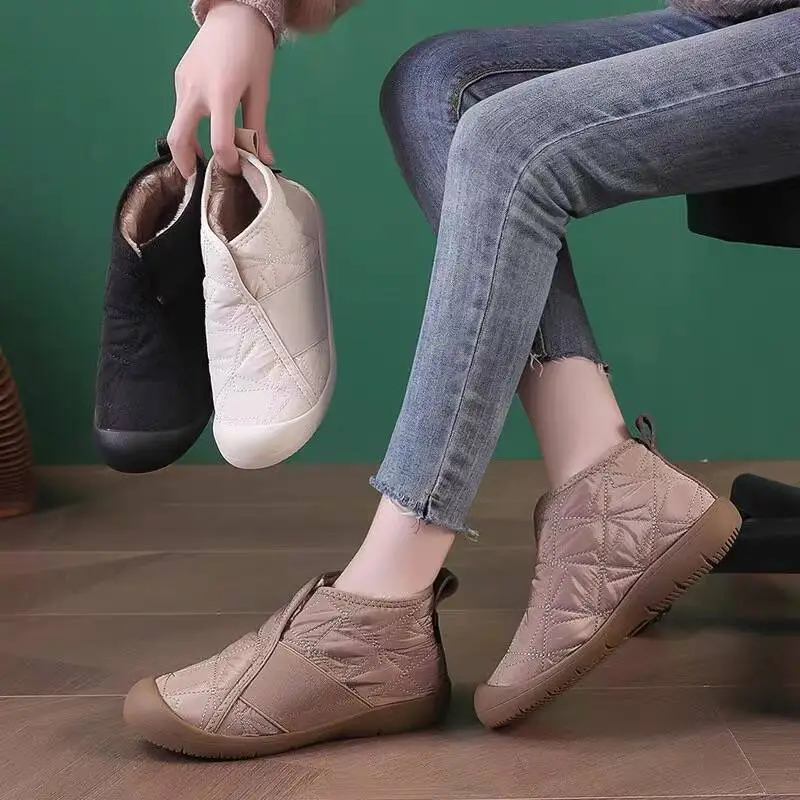 2025 Winter Fleece Lined Snow Boots for Women — feature 4