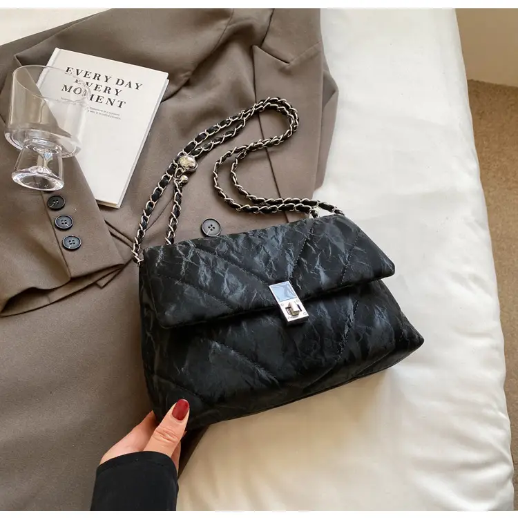Women's Cream Chain Shoulder Bag Autumn Winter — feature 14