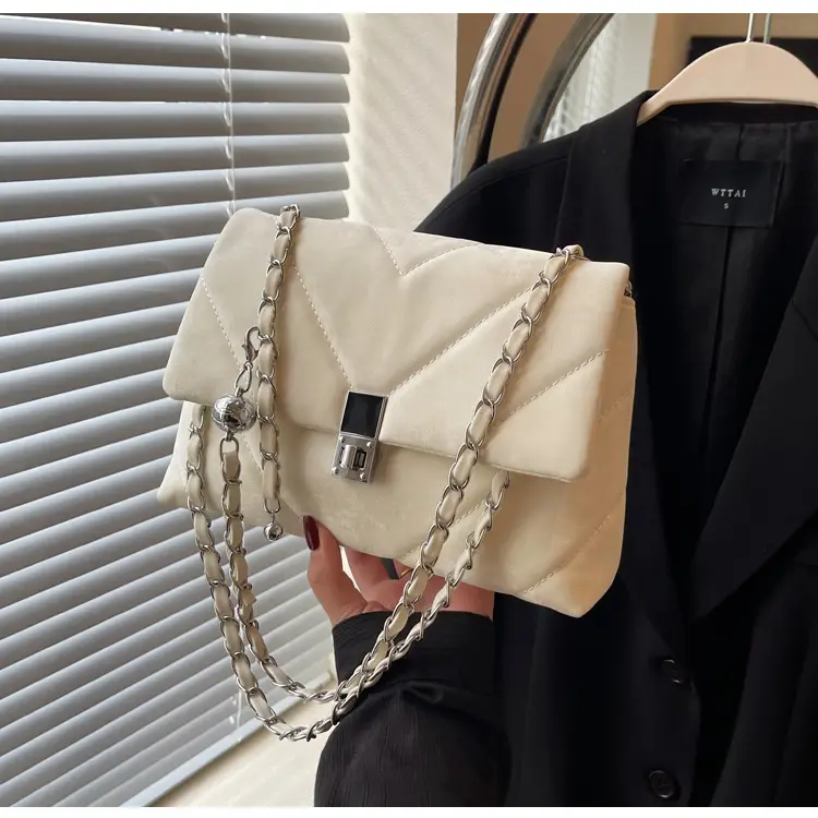 Women's Cream Chain Shoulder Bag Autumn Winter — feature 15