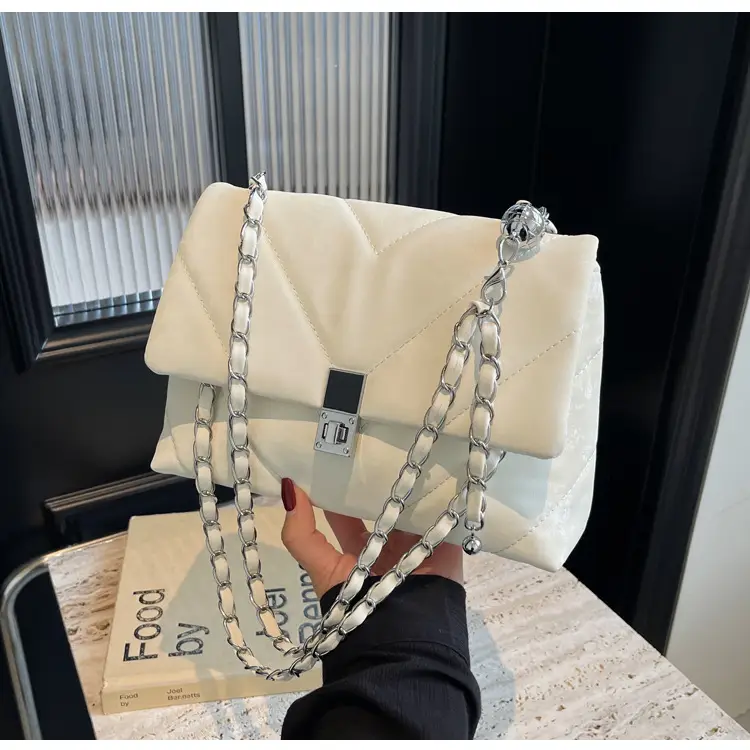 Women's Cream Chain Shoulder Bag Autumn Winter — feature 16