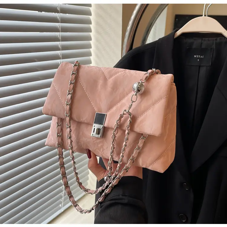 Women's Cream Chain Shoulder Bag Autumn Winter — feature 17