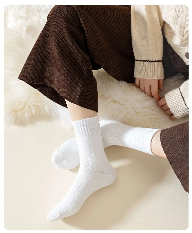 Zhuji socks Maillard socks women's autumn and winter socks warm piled socks twist Japanese winter terry thickened — feature 3
