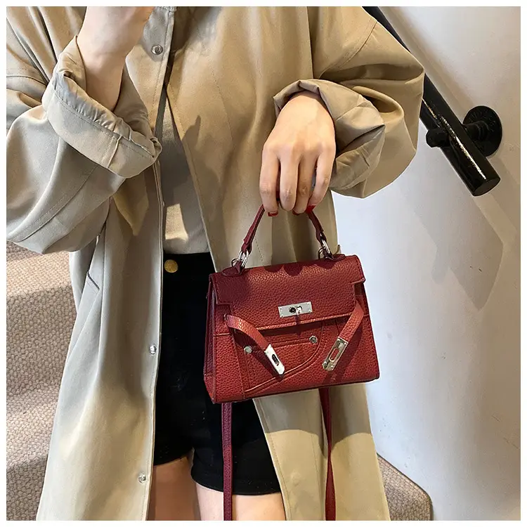 Women's Maroon Leather Shoulder Bag 2024 New Style — feature 31