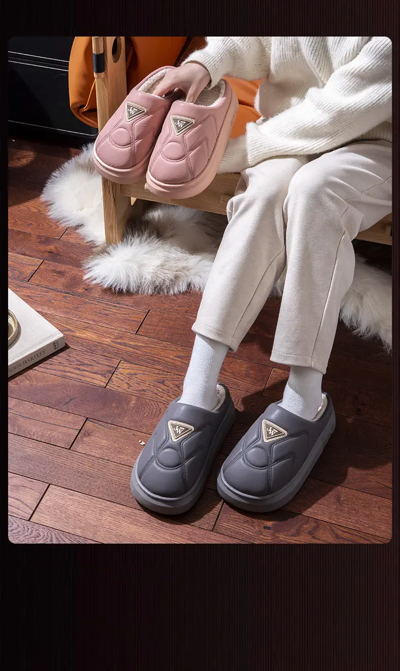 2024 Winter Fleece Lined Slippers Red Grey Female — feature 18