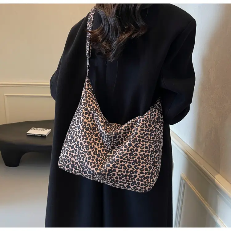 Leopard Print Velvet Shoulder Bag Large Capacity — feature 16