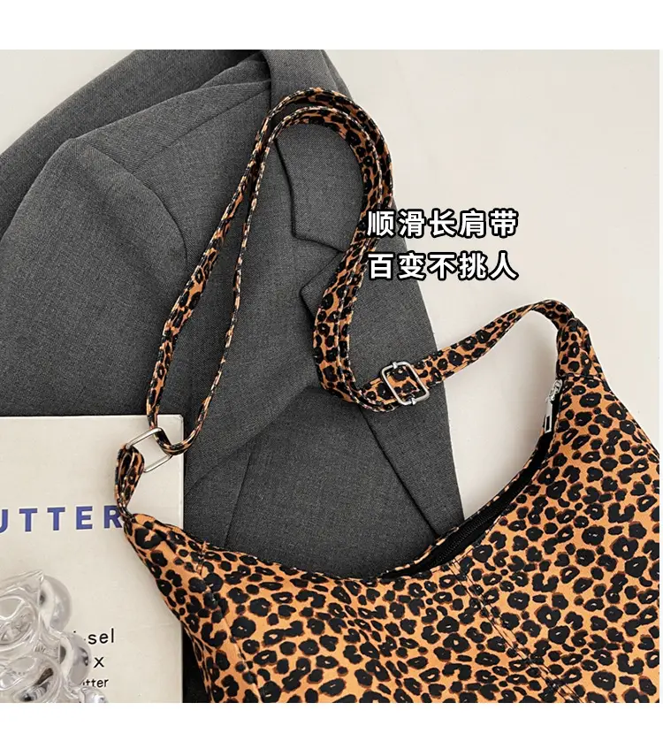 Leopard Print Velvet Shoulder Bag Large Capacity — feature 4