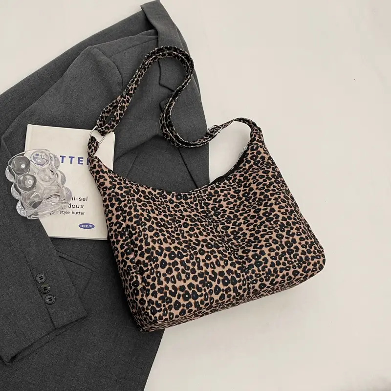 Leopard Print Velvet Shoulder Bag Large Capacity - Image 2