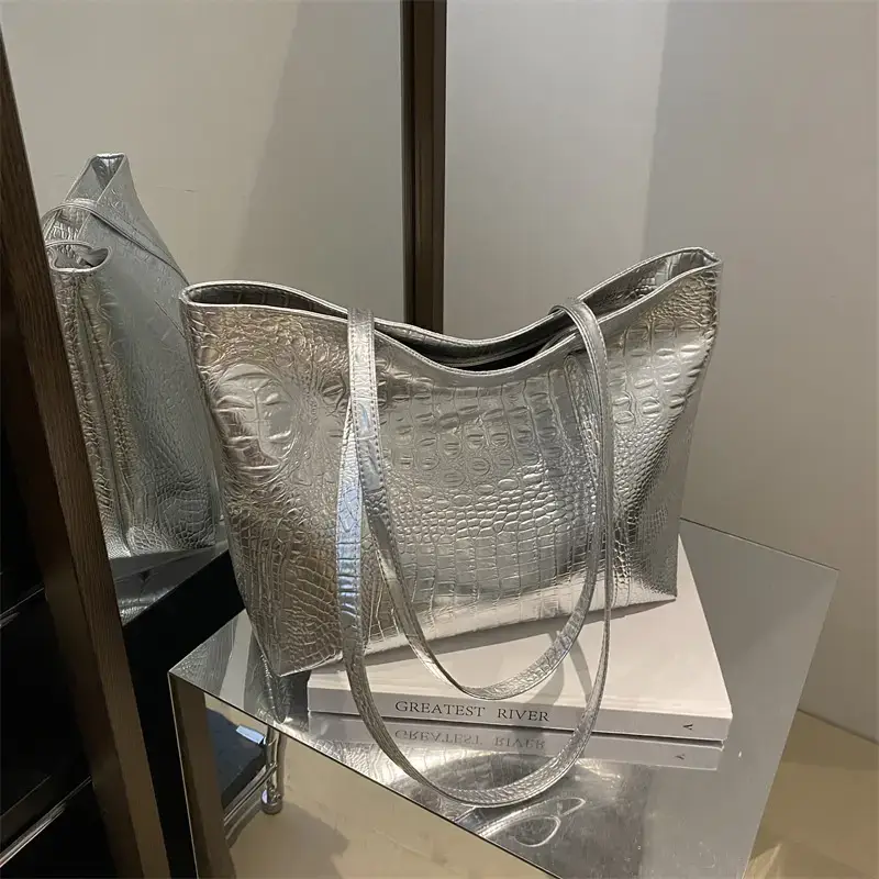 2024 Fashion Large Crocodile Tote Bag Patent Leather Women - Image 4