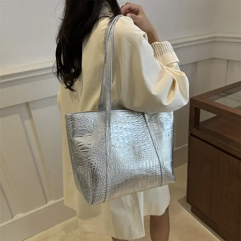 2024 Fashion Large Crocodile Tote Bag Patent Leather Women - Image 6