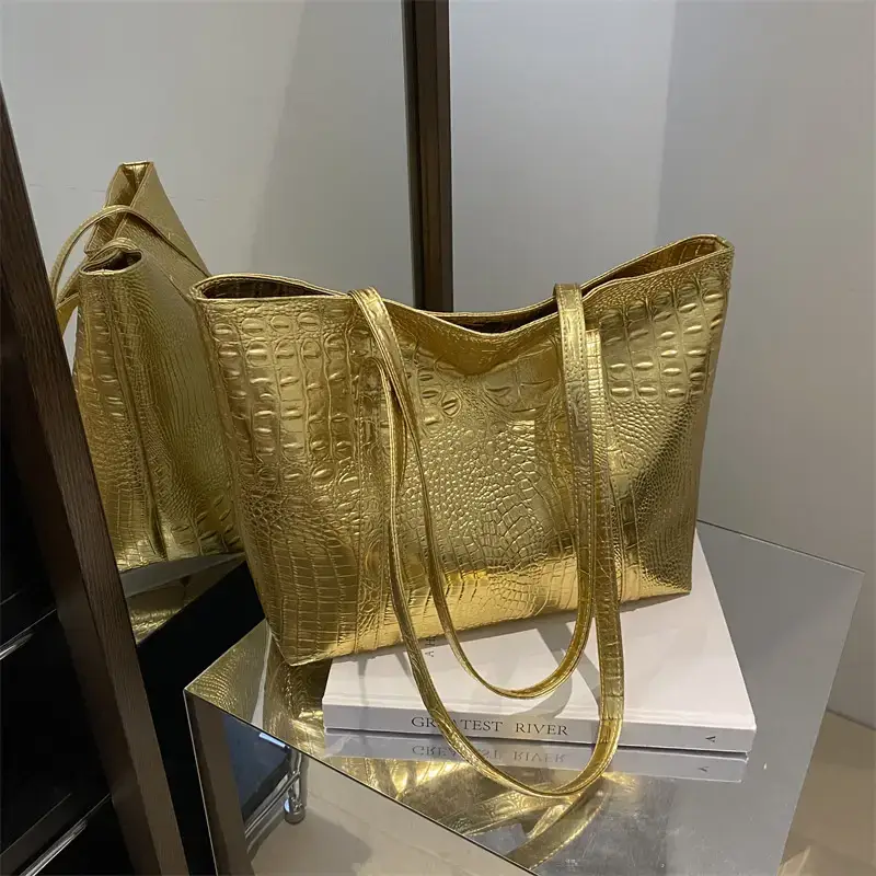 2024 Fashion Large Crocodile Tote Bag Patent Leather Women - Image 3