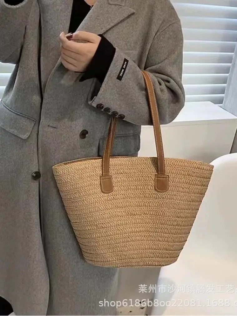 Women Straw Shoulder Bag Large Capacity Beach Commute - Image 4