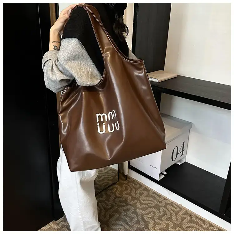 Women's Korean Style Shoulder Bag Brown Large Capacity — feature 12