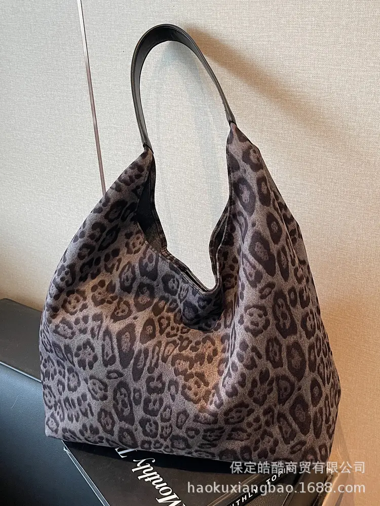 Leopard Print Large Cap Bag Women Retro Texture Shoulder - Image 4