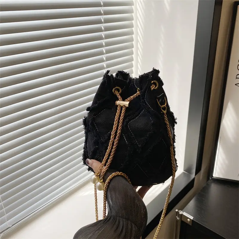 New Drawstring Bucket Bags for Women Autumn 2024 - Image 6