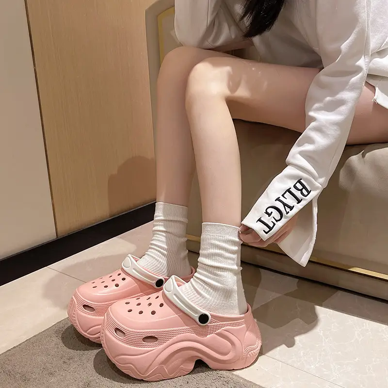 Winter Super Thick fleece-lined Thick-soled Women's High Heel Cotton Hole Shoes Cartoon Indoor and Outdoor Two-wear Slip-on Cotton Slippers