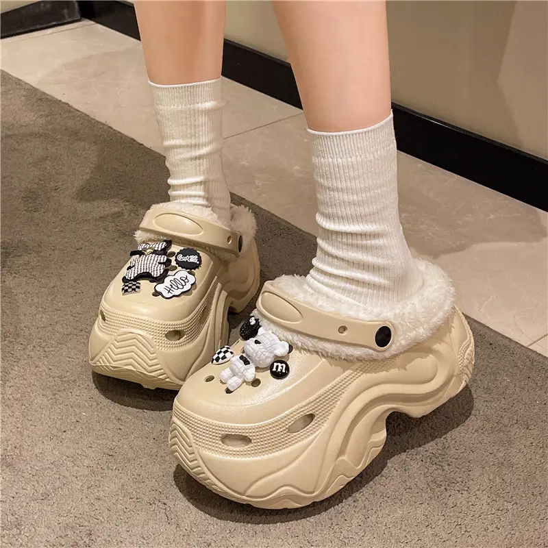 Winter Super Thick fleece-lined Thick-soled Women's High Heel Cotton Hole Shoes Cartoon Indoor and Outdoor Two-wear Slip-on Cotton Slippers