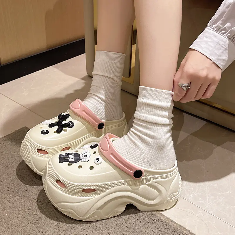 Winter Super Thick fleece-lined Thick-soled Women's High Heel Cotton Hole Shoes Cartoon Indoor and Outdoor Two-wear Slip-on Cotton Slippers