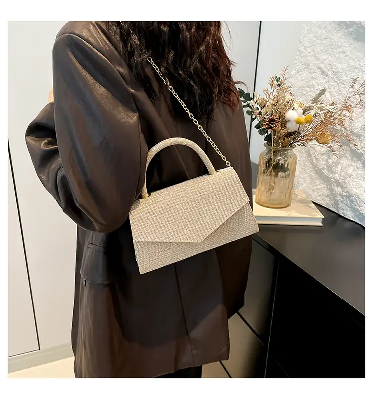 Women's Diamond Square Shoulder Bag 2024 Autumn — feature 20