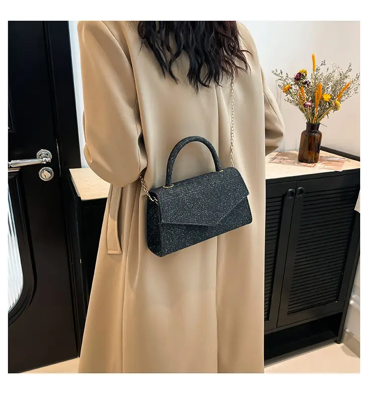 Women's Diamond Square Shoulder Bag 2024 Autumn — feature 30