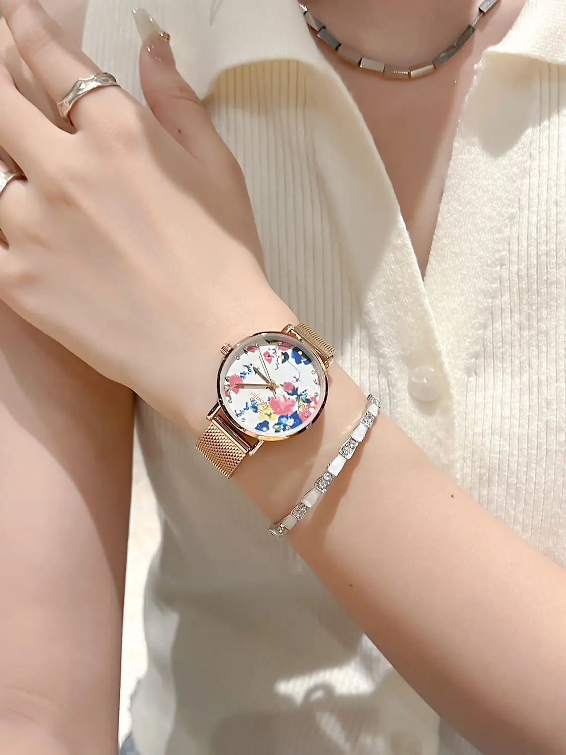 Korean Style Flower Diamond Watch for Girls — feature 3