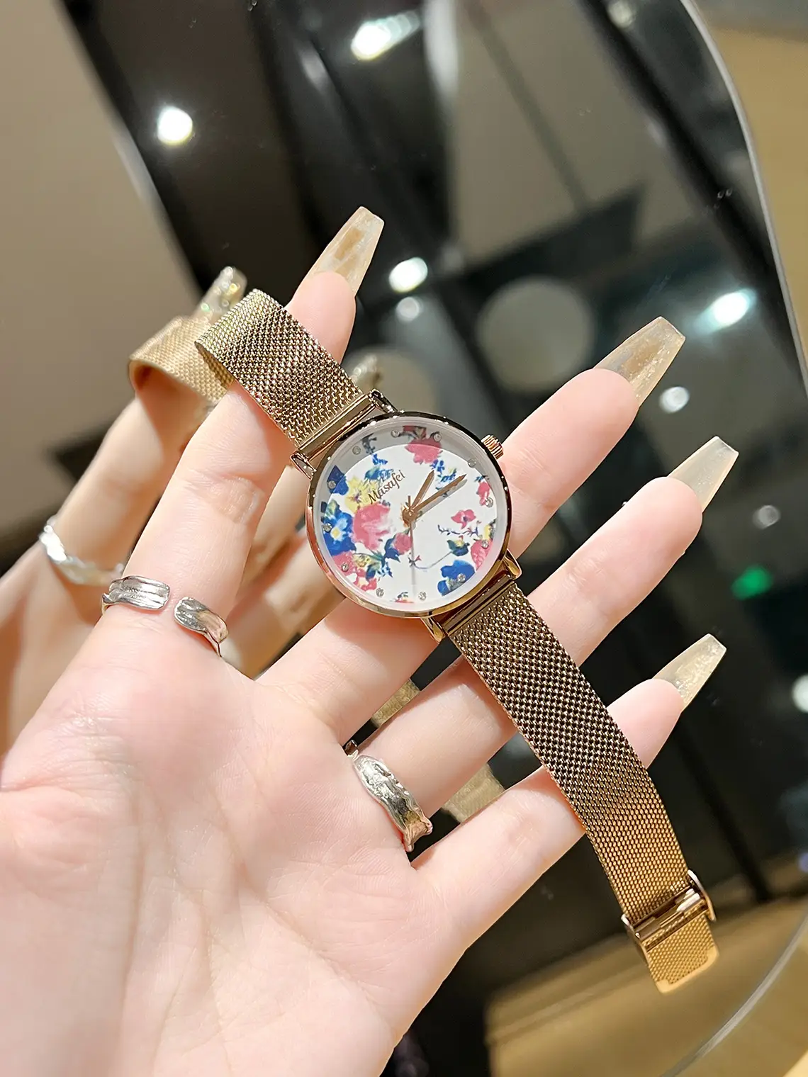 Korean Style Flower Diamond Watch for Girls — feature 5