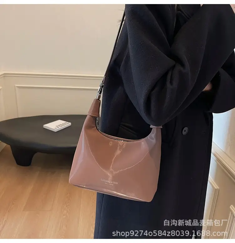Korean Style Black Shoulder Crossbody Bag 2026 — feature 13
