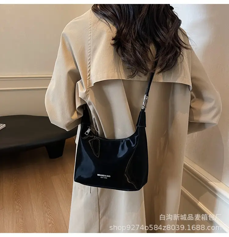 Korean Style Black Shoulder Crossbody Bag 2026 — feature 16