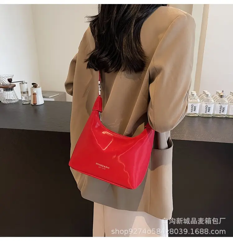 Korean Style Black Shoulder Crossbody Bag 2026 — feature 21