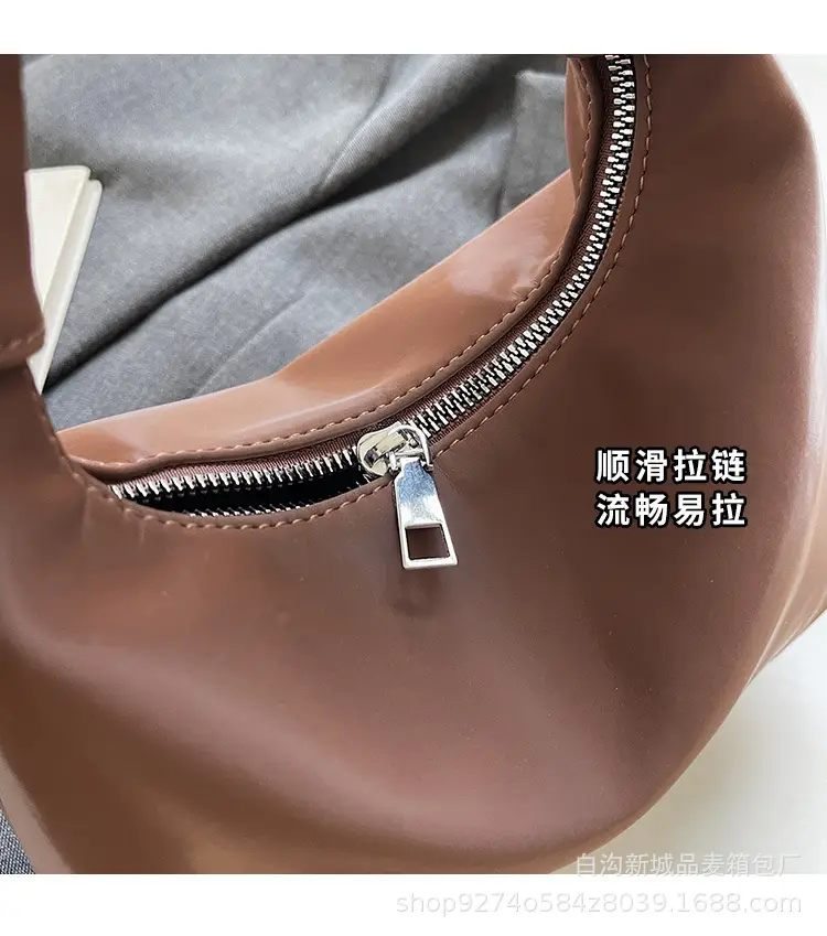 Korean Style Black Shoulder Crossbody Bag 2026 — feature 3