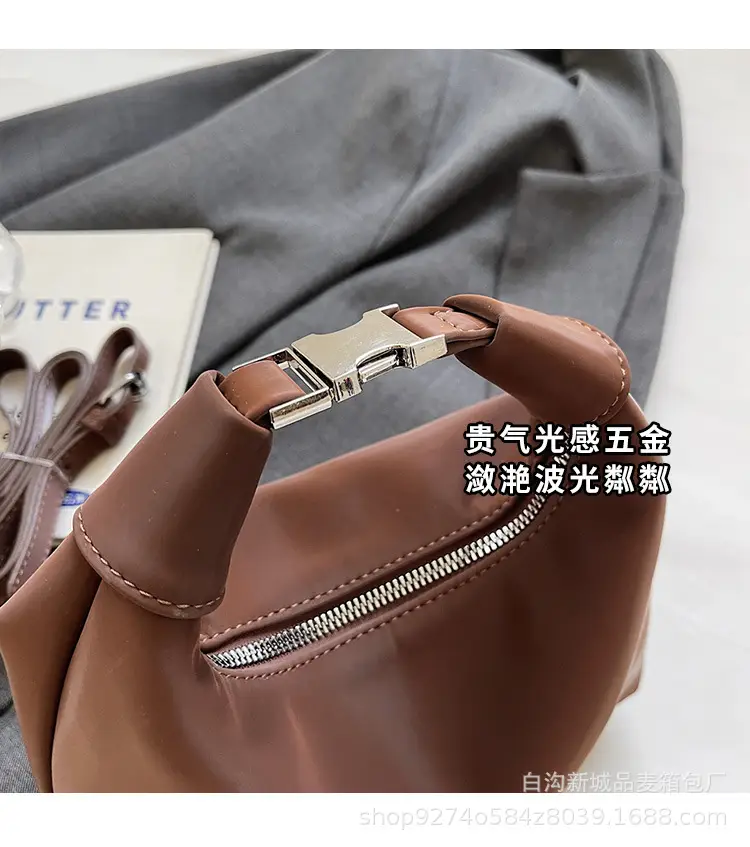 Korean Style Black Shoulder Crossbody Bag 2026 — feature 5
