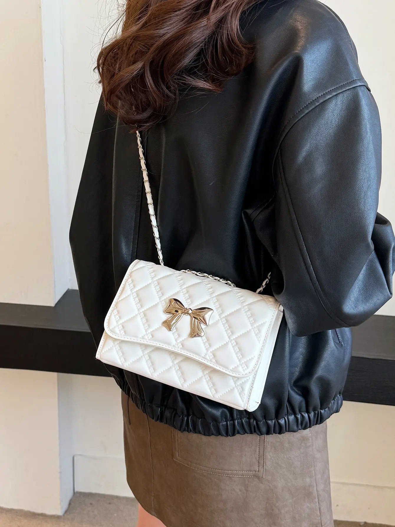 Women's Rhombic Chain Shoulder Bag Tan 2024 - Image 8