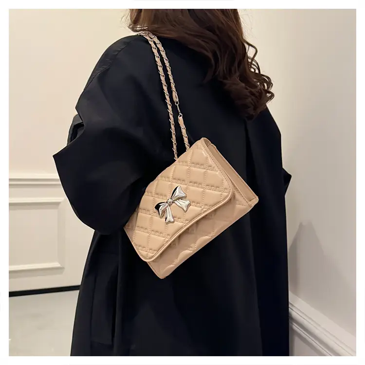 Women's Rhombic Chain Shoulder Bag Tan 2024 — feature 10