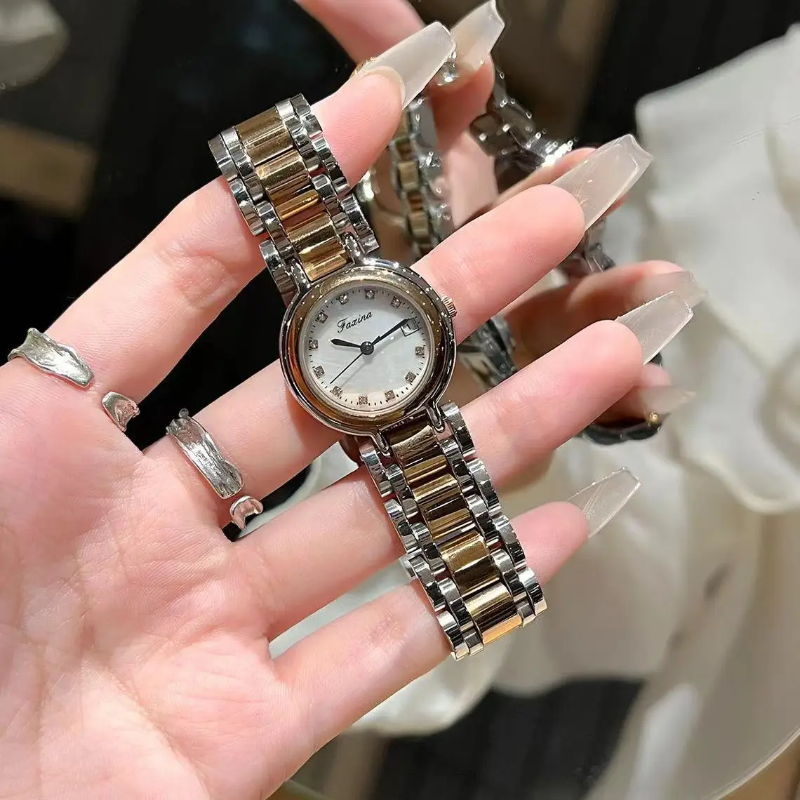 Ladies Watch Gold Plated Heart Movement Stainless Steel Band - Image 4