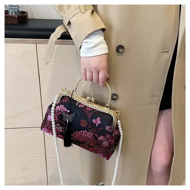 Autumn Embroidered Handbags for Women Pearl Shoulder Bag — feature 31