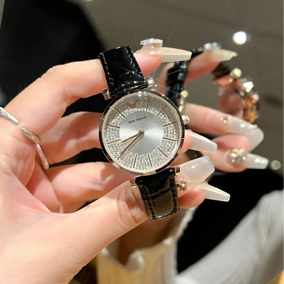 Women's Light Luxury Quartz Watch Waterproof Silver Crystal Band - Image 2